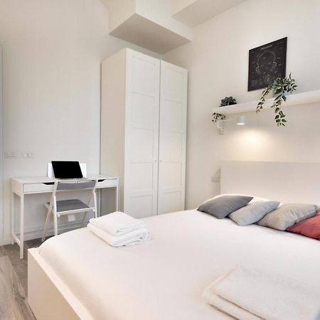 Ihost Apartment - Adriatico 6 Milan Bagian luar foto