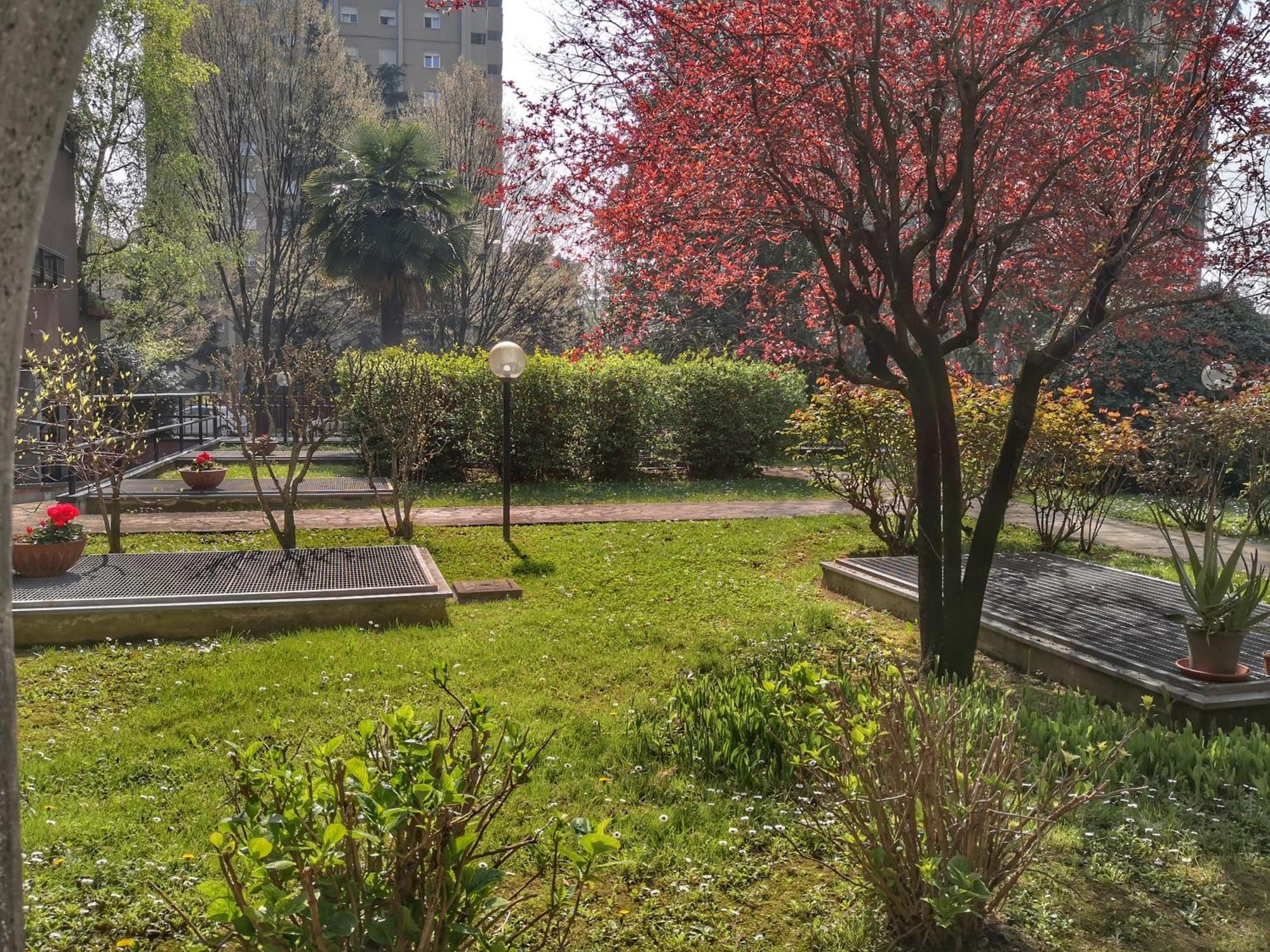Ihost Apartment - Adriatico 6 Milan Bagian luar foto
